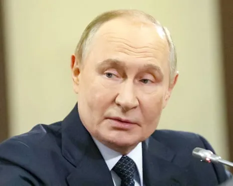 No Evidence Indicates Russian President Seeks Peace in the Conflict, States Departing British Spy Leader