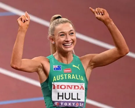 Aussie Jess Hull Seizes Second Chance, Advances to International Meet Decider