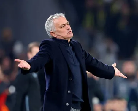 The Eagles Engaged in Discussions to Bring In José Mourinho Following Termination of Bruno Lage