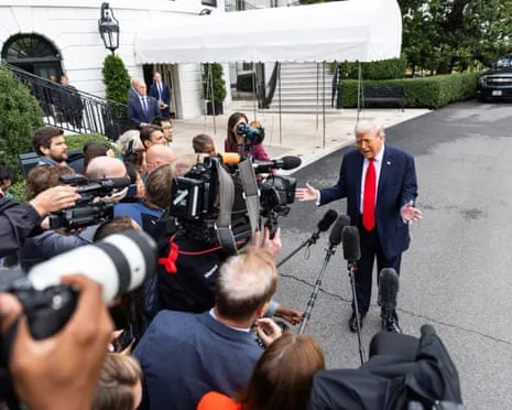 Trump's Reaction to Judicial Ruling on Tariffs Called Bonkers – Even by His Standards