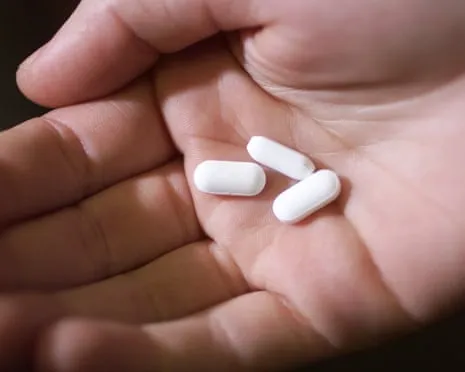 Daily Aspirin Shows Major Benefit in Preventing Colorectal Cancer Relapse, Trial Confirms