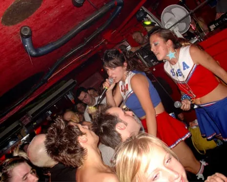 How Electroclash Revived Glitz, Filth and Fun to 00s Music Scenes