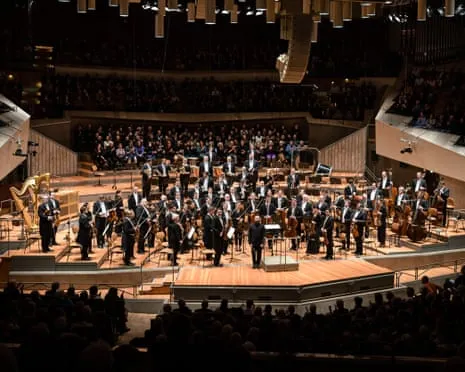 Arnold Schoenberg: Concerto for Violin, Transfigured Night, Jacob's Ladder Album Review – A Compelling and Impressive Collection