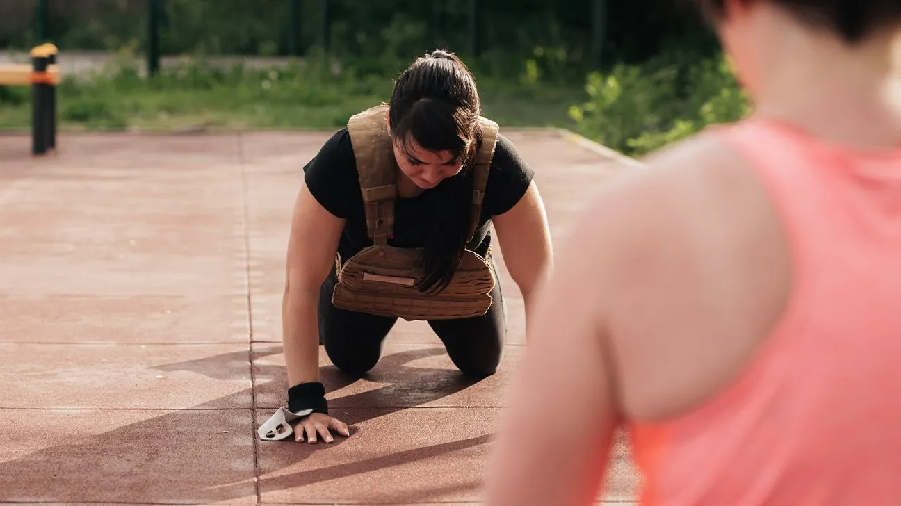 Resistance Body Vests May Enhance Workout Results, Yet Fat Reduction Benefits Seem Less Certain