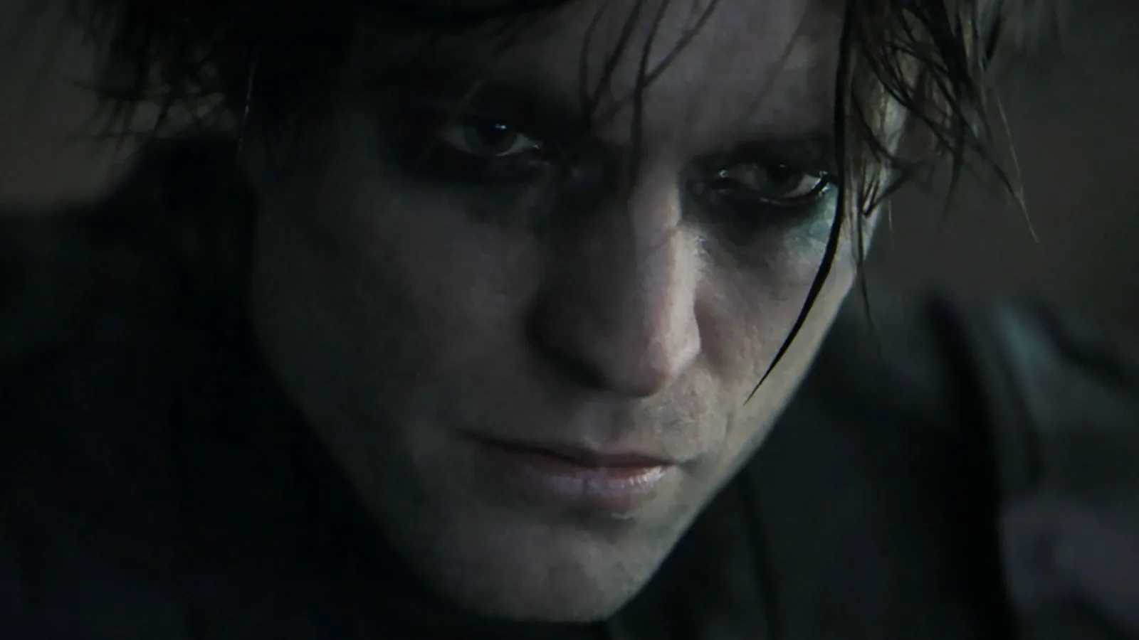 Matt Reeves Reveals Key Clue About Upcoming Batman Film's Secret Antagonist